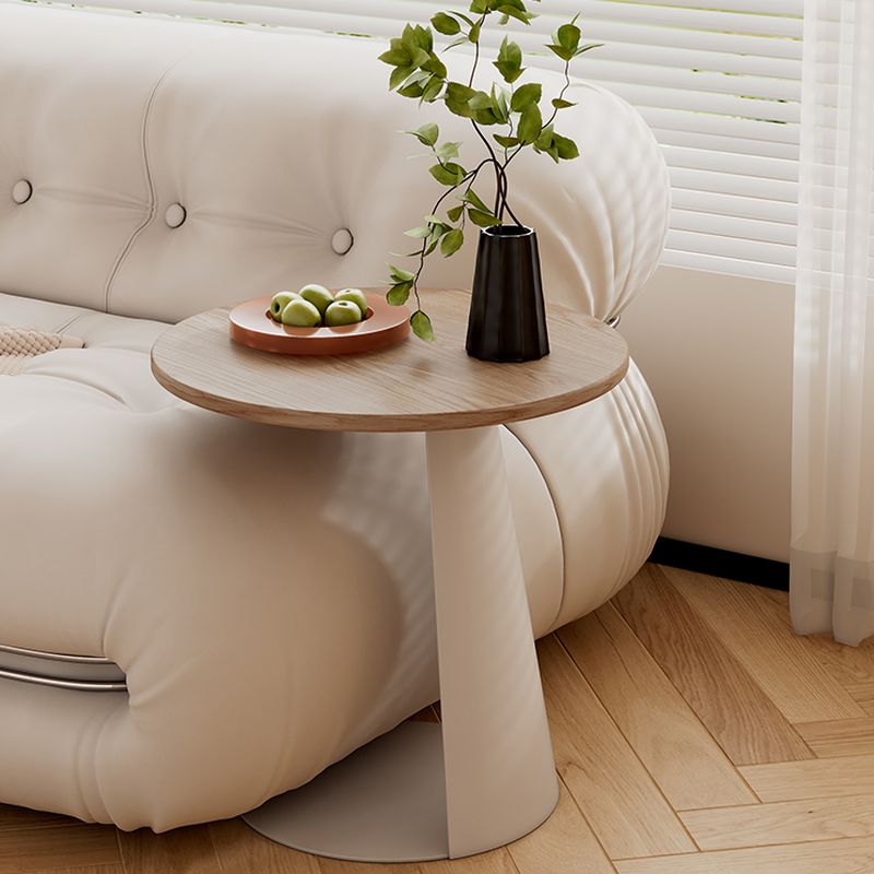 طاولة الكرم الجانبية