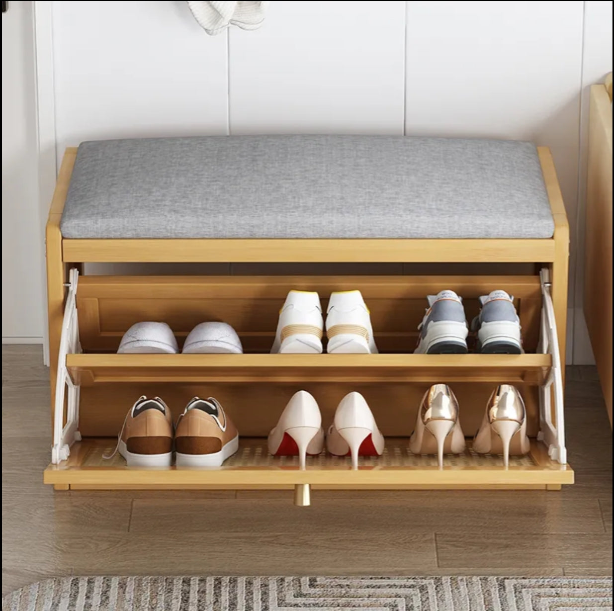 خزانة أحذية خشبي