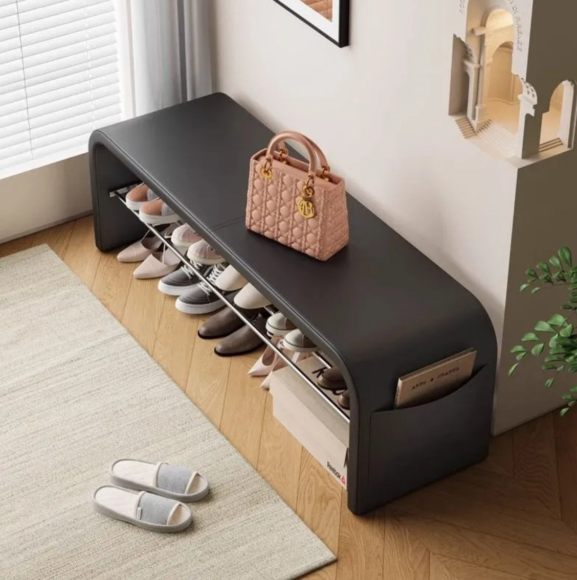 خزانة بتصميم عصري