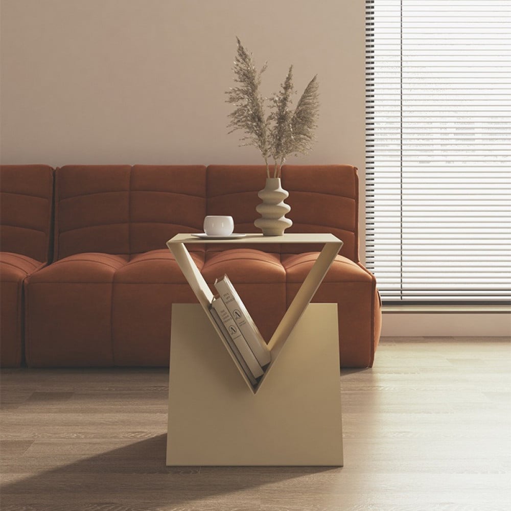 طاولة جانبية بتصميم اوروبي حديث