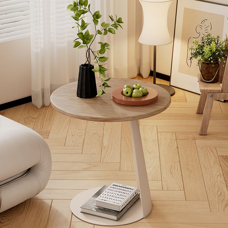 طاولة الكرم الجانبية