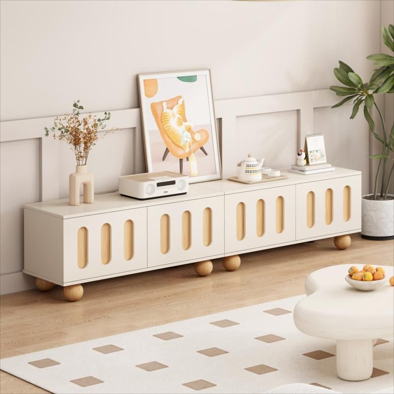 طاولة تلفاز يومي