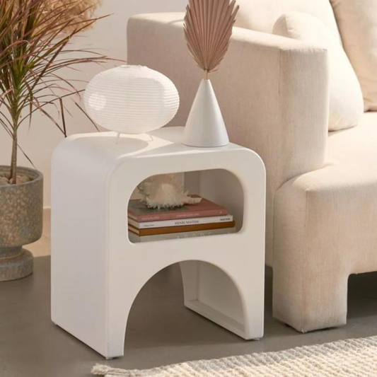 طاولة سكاي الجانبية