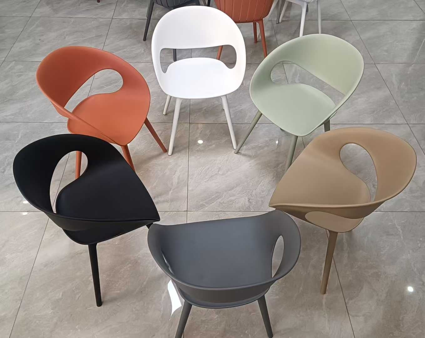 كرسي متعدد الأستخدام