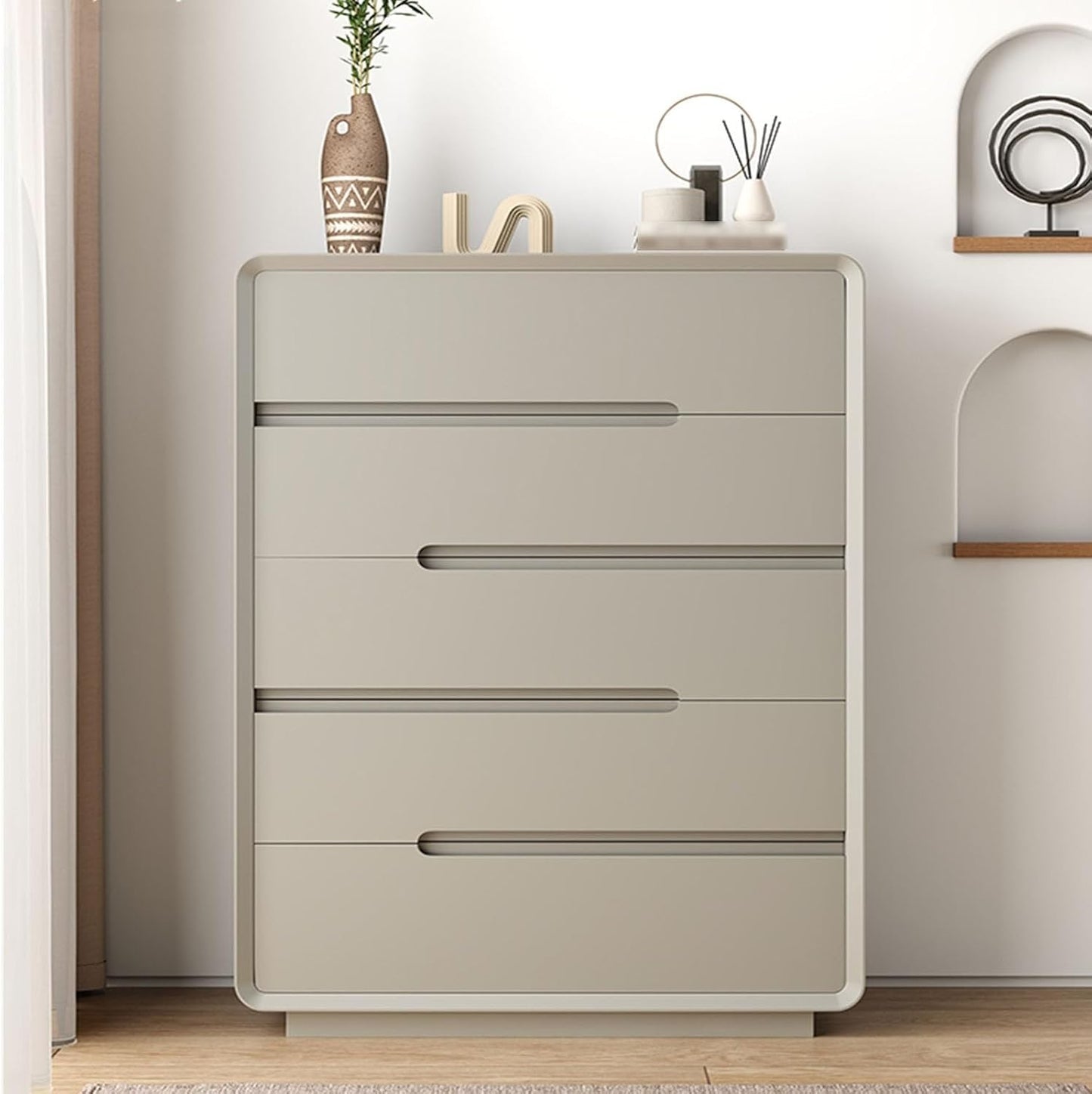 خزانة متعددة المساحات