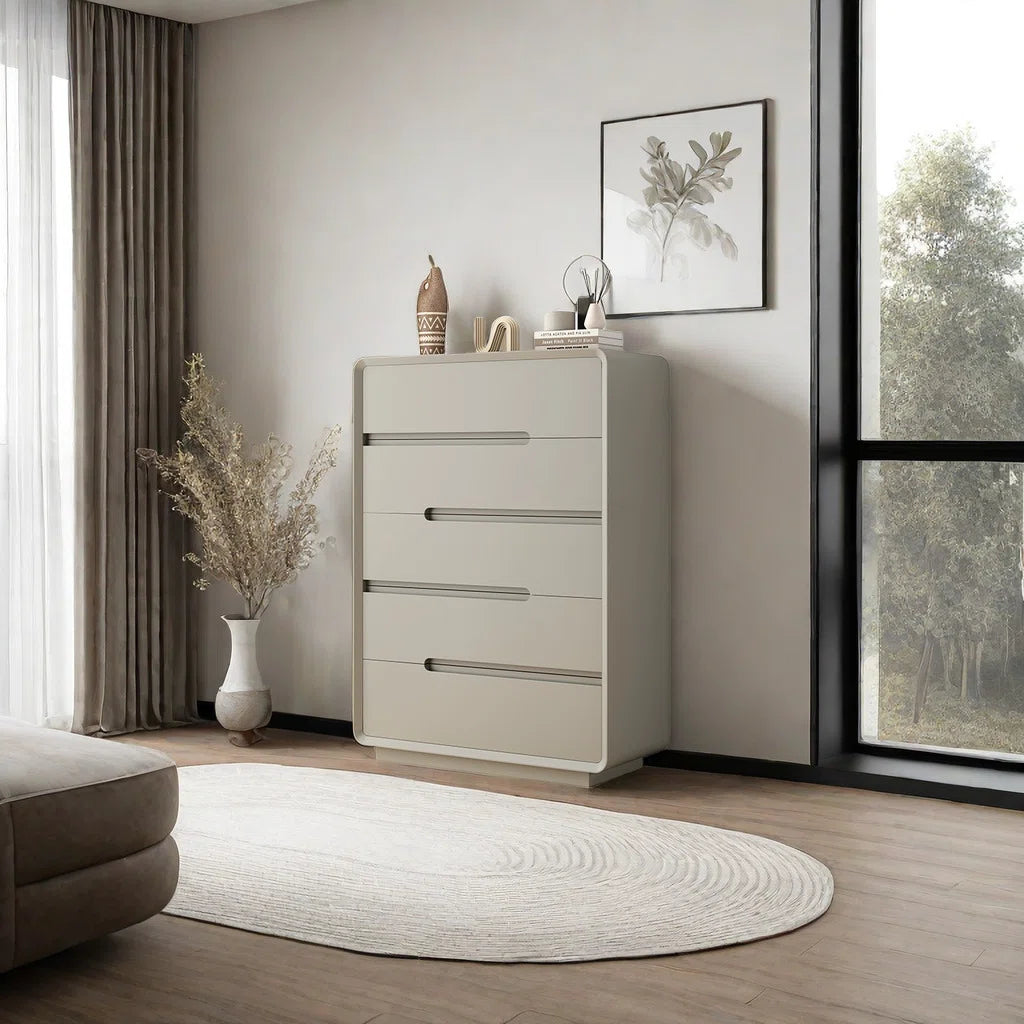 خزانة متعددة المساحات