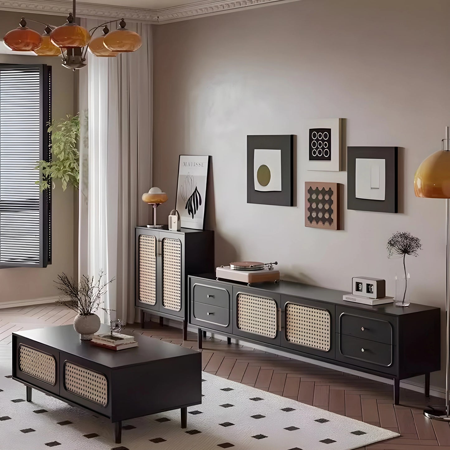 طقم أوريـا العصري